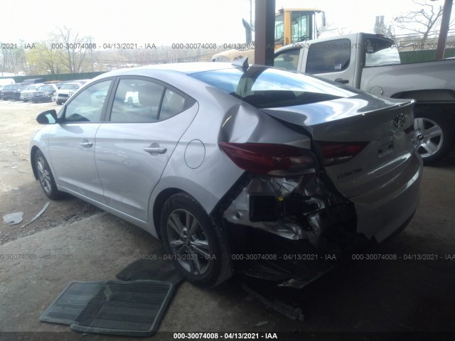 Photo 2 VIN: KMHD84LF9JU504246 - HYUNDAI ELANTRA 