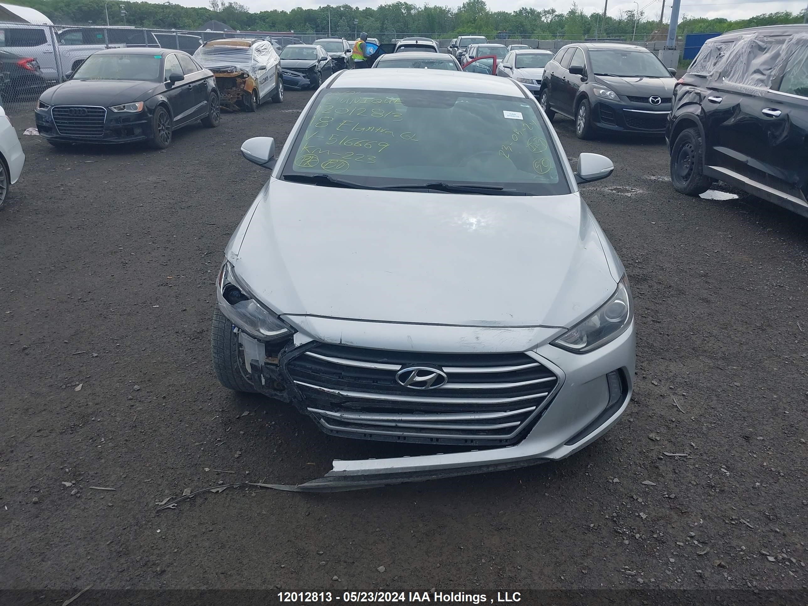 Photo 12 VIN: KMHD84LF9JU516669 - HYUNDAI ELANTRA 