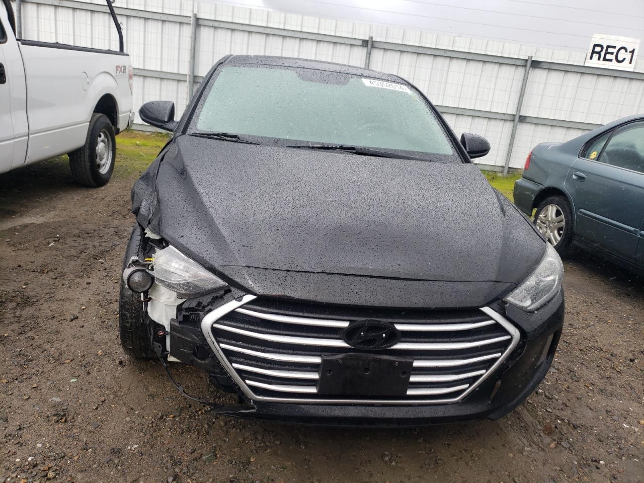 Photo 4 VIN: KMHD84LF9JU522455 - HYUNDAI ELANTRA 