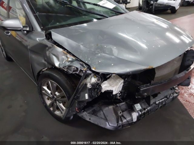 Photo 5 VIN: KMHD84LF9JU610051 - HYUNDAI ELANTRA 