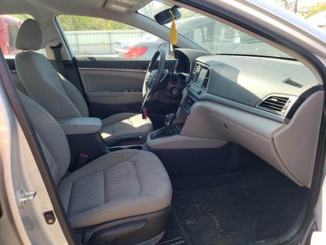 Photo 4 VIN: KMHD84LF9JU620773 - HYUNDAI ELANTRA SE 