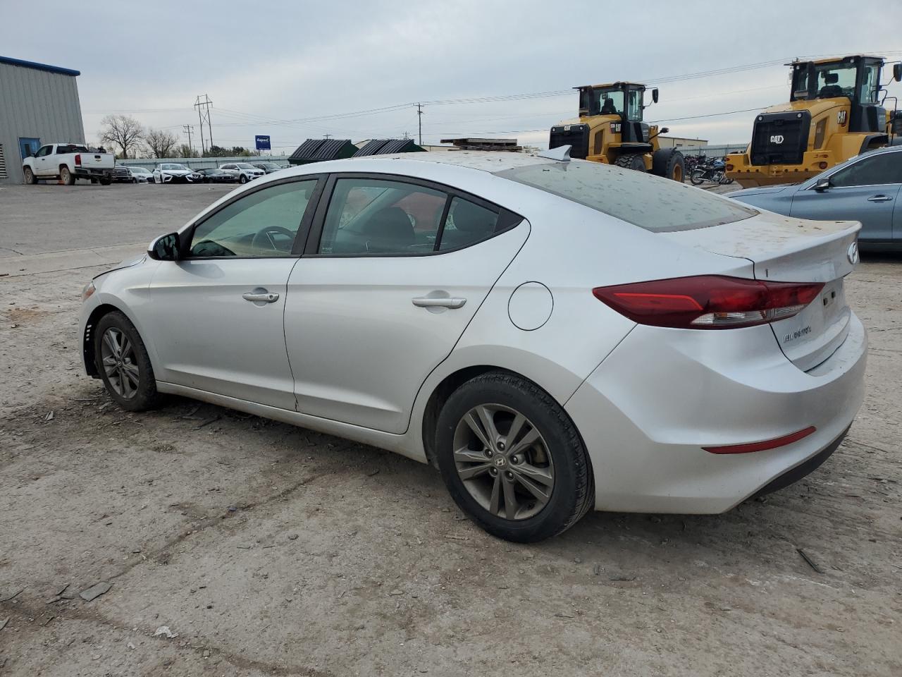 Photo 1 VIN: KMHD84LF9JU718136 - HYUNDAI ELANTRA 