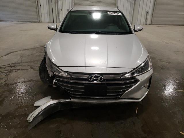 Photo 4 VIN: KMHD84LF9KU737657 - HYUNDAI ELANTRA SE 