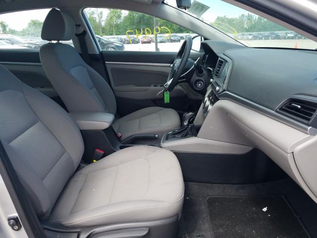 Photo 4 VIN: KMHD84LF9KU743751 - HYUNDAI ELANTRA SE 