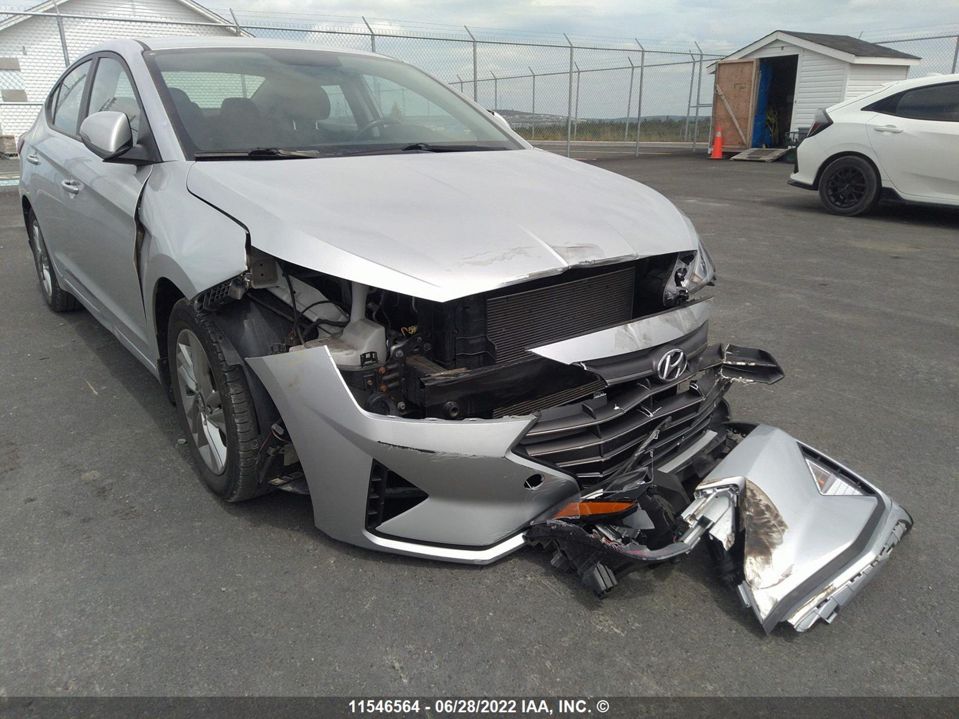 Photo 5 VIN: KMHD84LF9KU759108 - HYUNDAI ELANTRA 