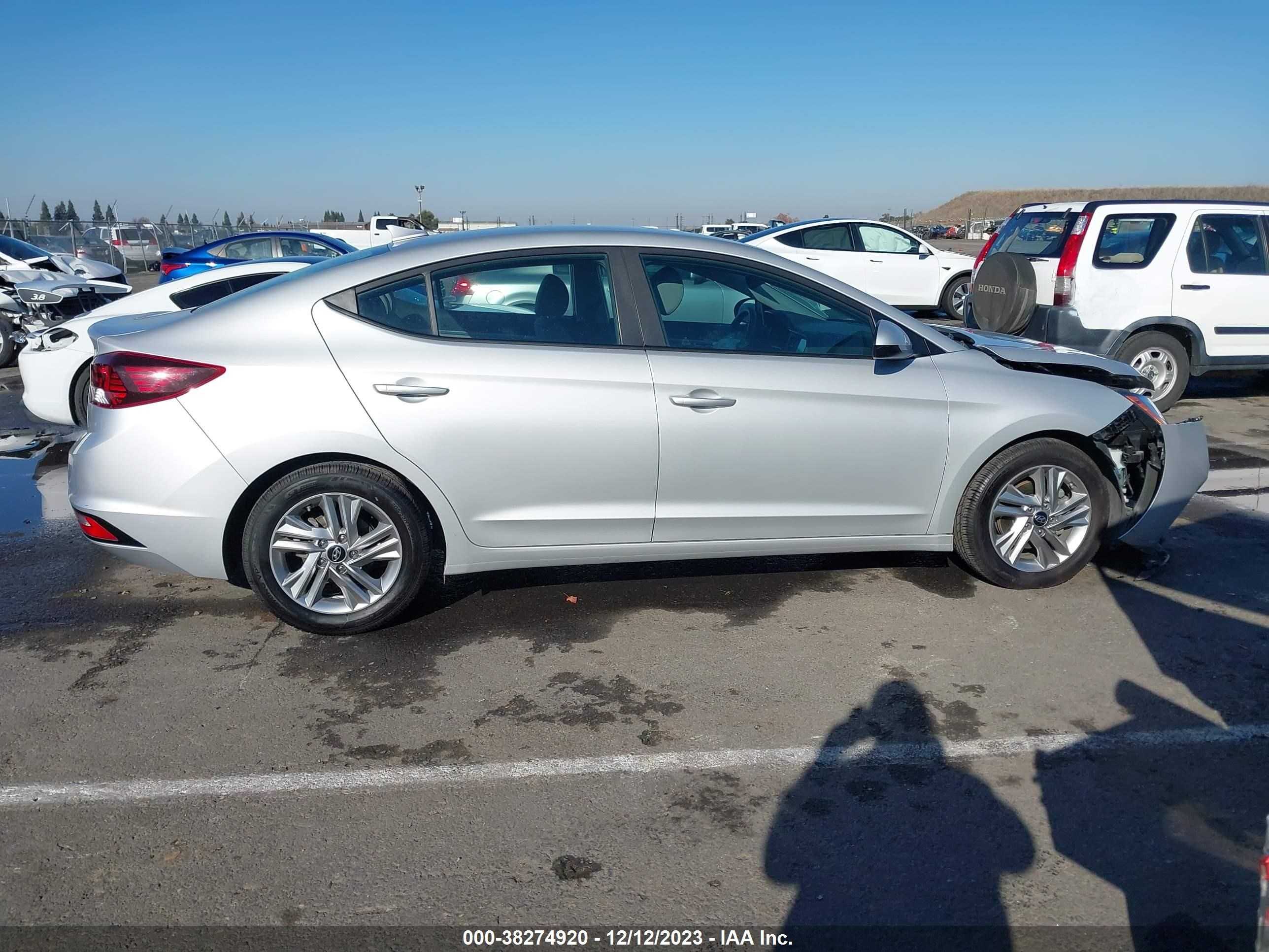 Photo 12 VIN: KMHD84LF9KU766981 - HYUNDAI ELANTRA 