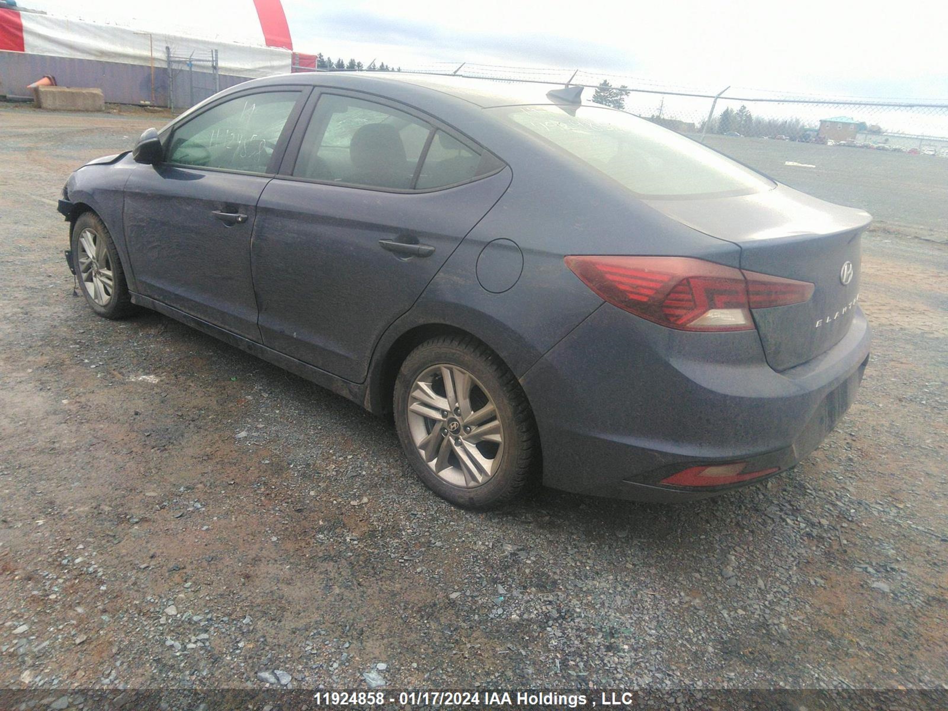 Photo 2 VIN: KMHD84LF9KU773509 - HYUNDAI ELANTRA 