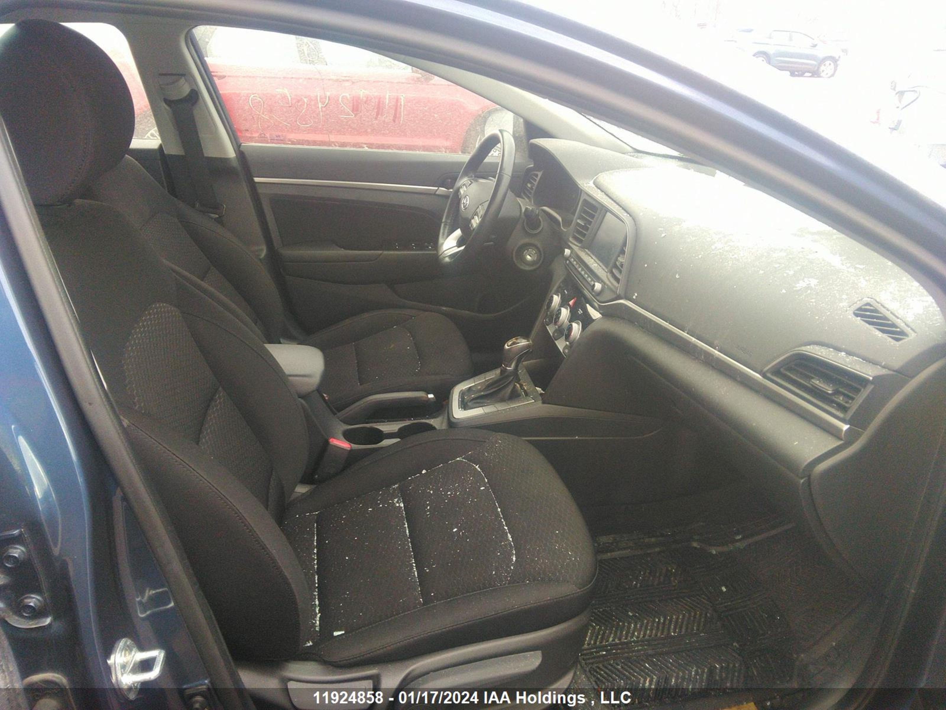 Photo 4 VIN: KMHD84LF9KU773509 - HYUNDAI ELANTRA 