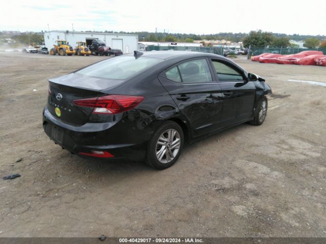 Photo 3 VIN: KMHD84LF9KU789418 - HYUNDAI ELANTRA 