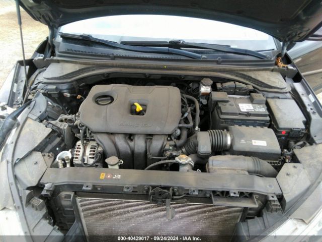 Photo 9 VIN: KMHD84LF9KU789418 - HYUNDAI ELANTRA 