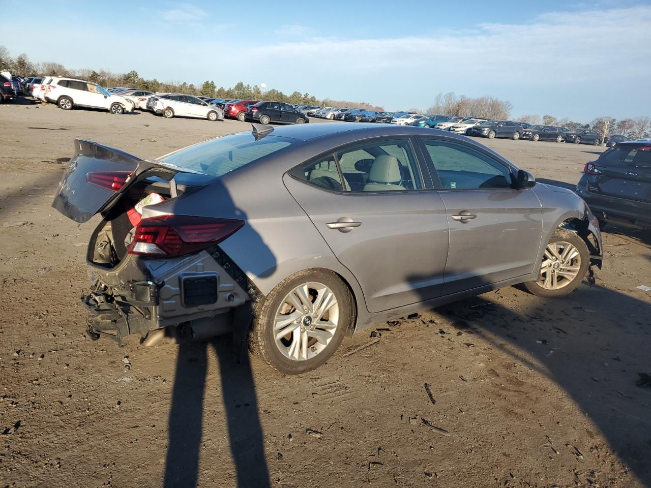 Photo 2 VIN: KMHD84LF9LU905542 - HYUNDAI ELANTRA 