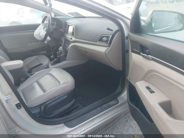 Photo 4 VIN: KMHD84LFXHU061955 - HYUNDAI ELANTRA 