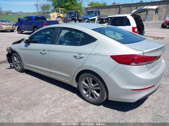 Photo 2 VIN: KMHD84LFXHU065097 - HYUNDAI ELANTRA 