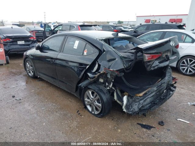 Photo 2 VIN: KMHD84LFXHU065679 - HYUNDAI ELANTRA 