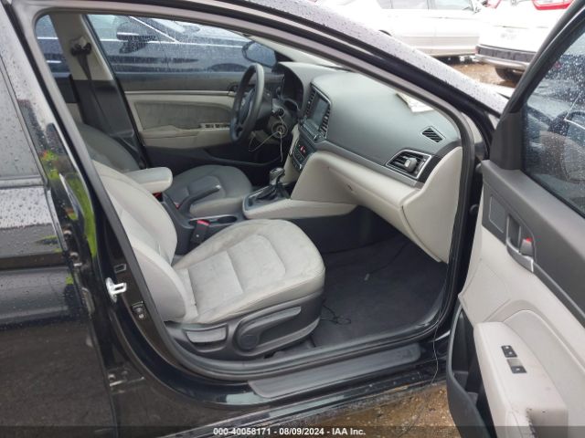 Photo 4 VIN: KMHD84LFXHU065679 - HYUNDAI ELANTRA 