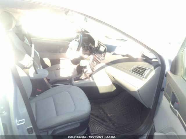 Photo 4 VIN: KMHD84LFXHU146942 - HYUNDAI ELANTRA 