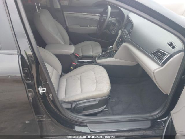 Photo 4 VIN: KMHD84LFXHU170075 - HYUNDAI ELANTRA 