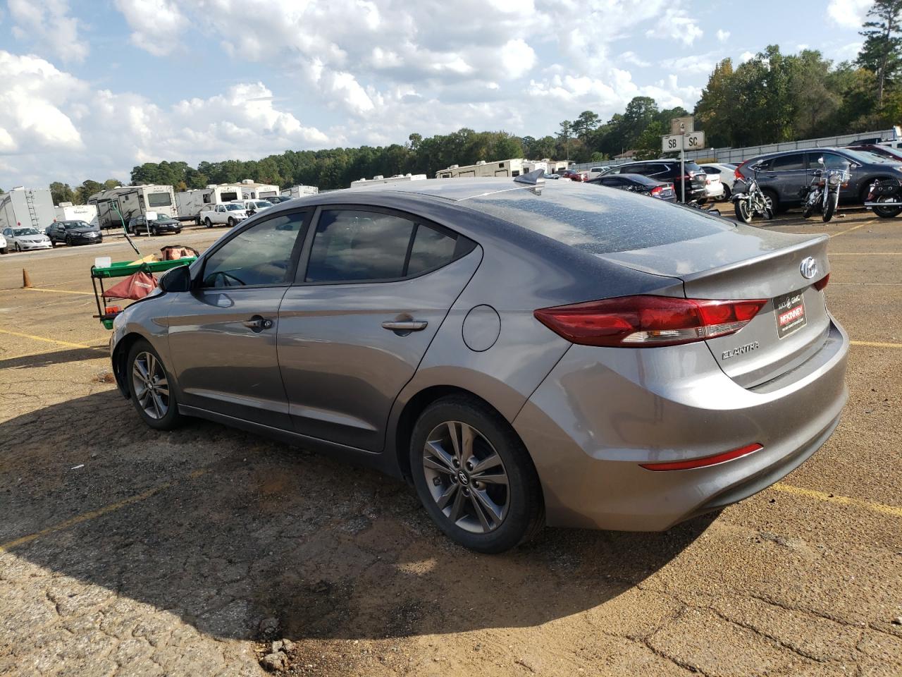 Photo 1 VIN: KMHD84LFXHU174658 - HYUNDAI ELANTRA 