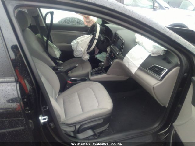 Photo 4 VIN: KMHD84LFXHU227939 - HYUNDAI ELANTRA 