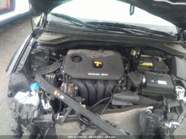 Photo 9 VIN: KMHD84LFXHU227939 - HYUNDAI ELANTRA 