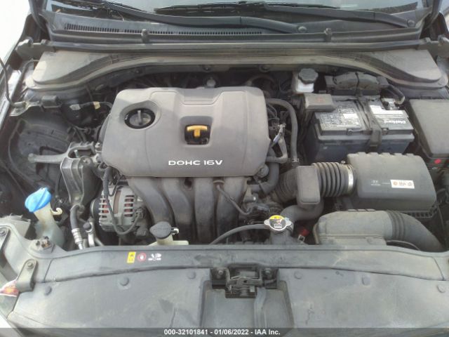 Photo 9 VIN: KMHD84LFXHU227942 - HYUNDAI ELANTRA 