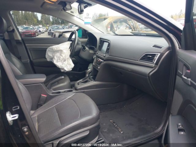 Photo 4 VIN: KMHD84LFXHU266952 - HYUNDAI ELANTRA 