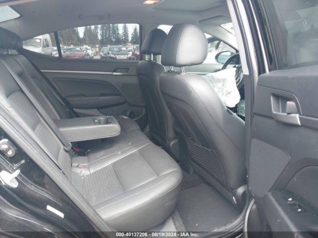 Photo 7 VIN: KMHD84LFXHU266952 - HYUNDAI ELANTRA 