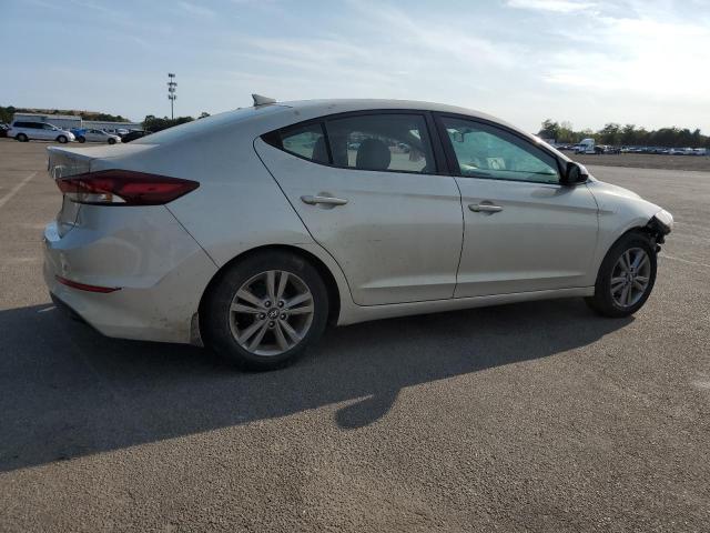 Photo 2 VIN: KMHD84LFXHU431253 - HYUNDAI ELANTRA SE 