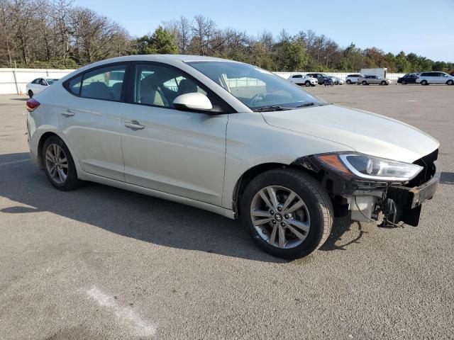 Photo 3 VIN: KMHD84LFXHU431253 - HYUNDAI ELANTRA SE 