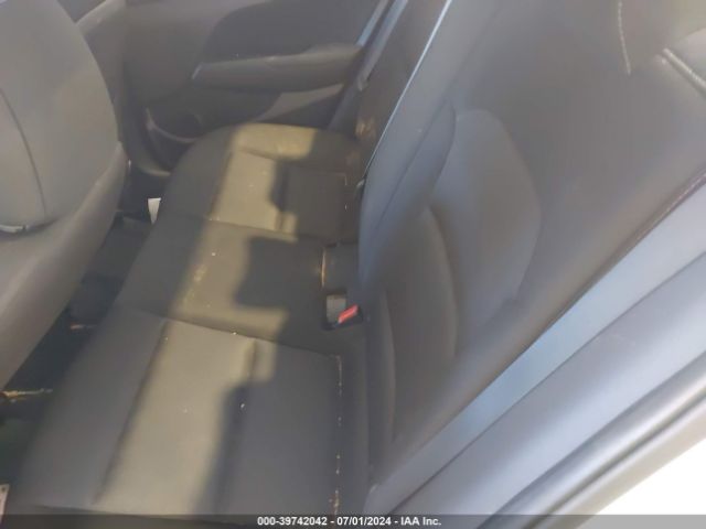 Photo 7 VIN: KMHD84LFXJU449306 - HYUNDAI ELANTRA 