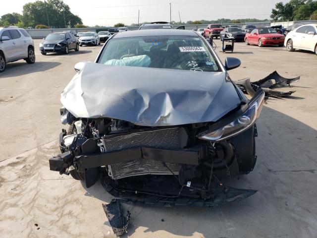 Photo 4 VIN: KMHD84LFXJU466915 - HYUNDAI ELANTRA 