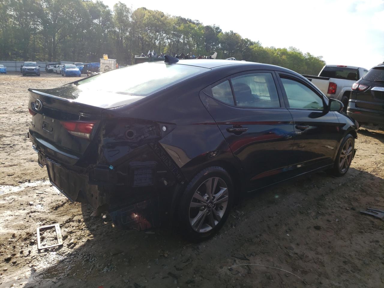 Photo 2 VIN: KMHD84LFXJU475386 - HYUNDAI ELANTRA 