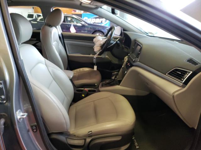 Photo 4 VIN: KMHD84LFXJU520987 - HYUNDAI ELANTRA SE 