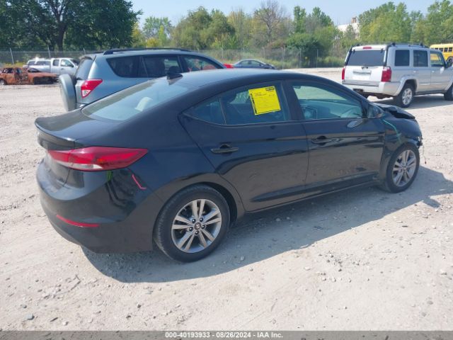 Photo 3 VIN: KMHD84LFXJU543332 - HYUNDAI ELANTRA 