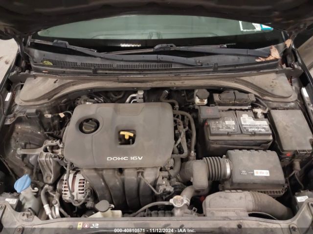 Photo 9 VIN: KMHD84LFXJU547252 - HYUNDAI ELANTRA 