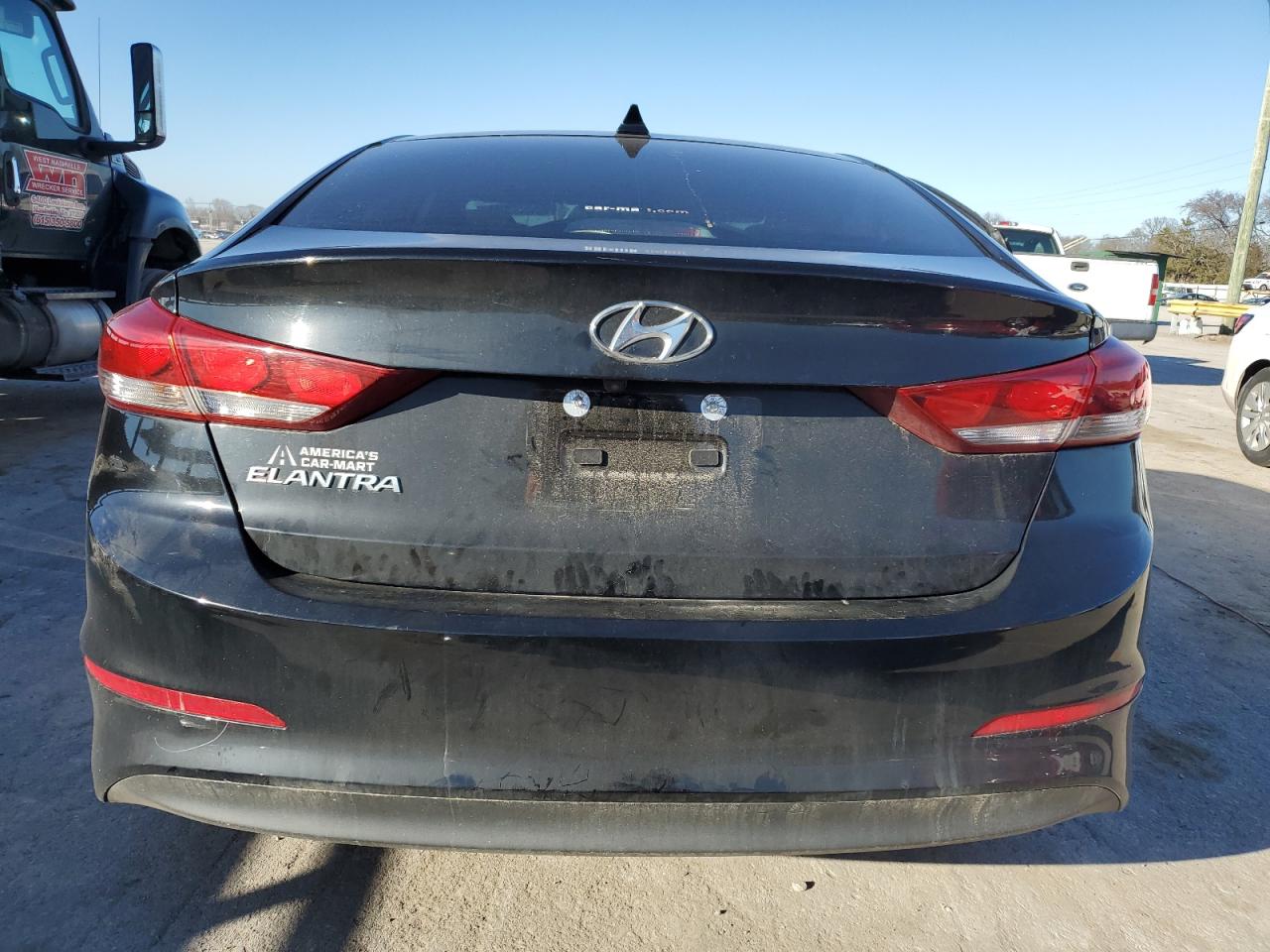 Photo 5 VIN: KMHD84LFXJU562897 - HYUNDAI ELANTRA 