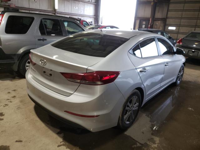 Photo 3 VIN: KMHD84LFXJU574242 - HYUNDAI ELANTRA SE 