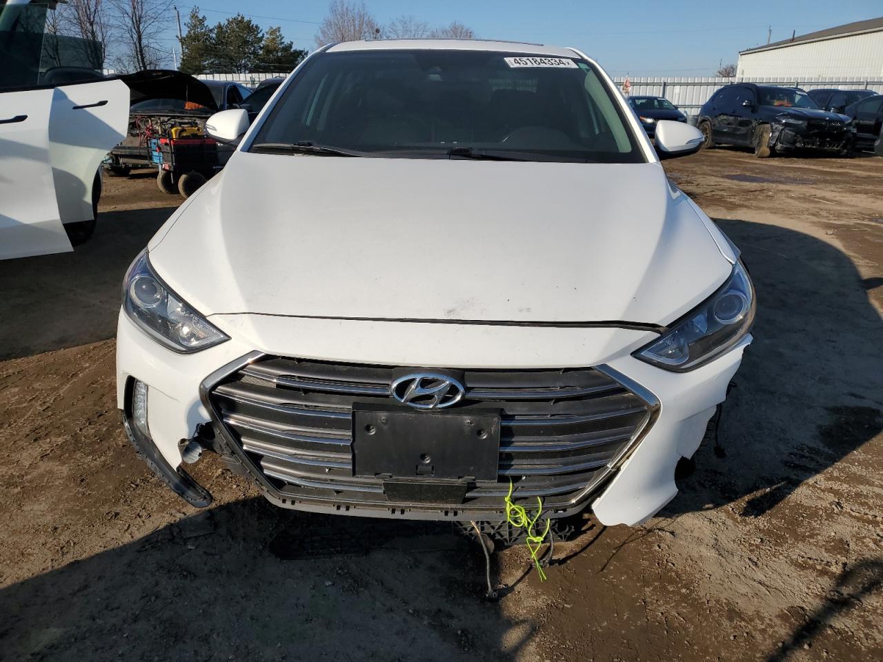 Photo 4 VIN: KMHD84LFXJU657525 - HYUNDAI ELANTRA 