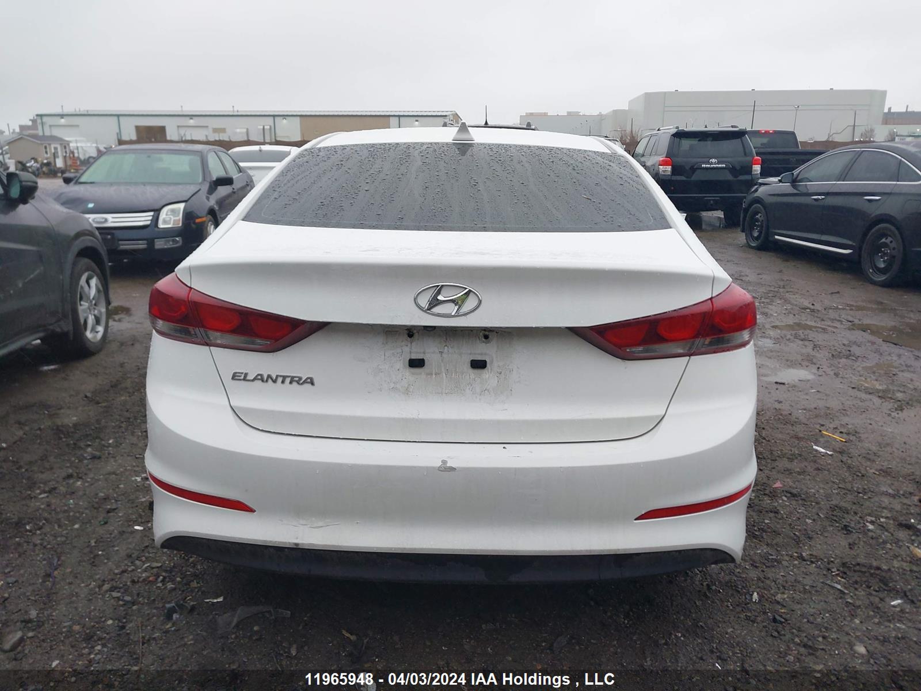 Photo 16 VIN: KMHD84LFXJU697426 - HYUNDAI ELANTRA 