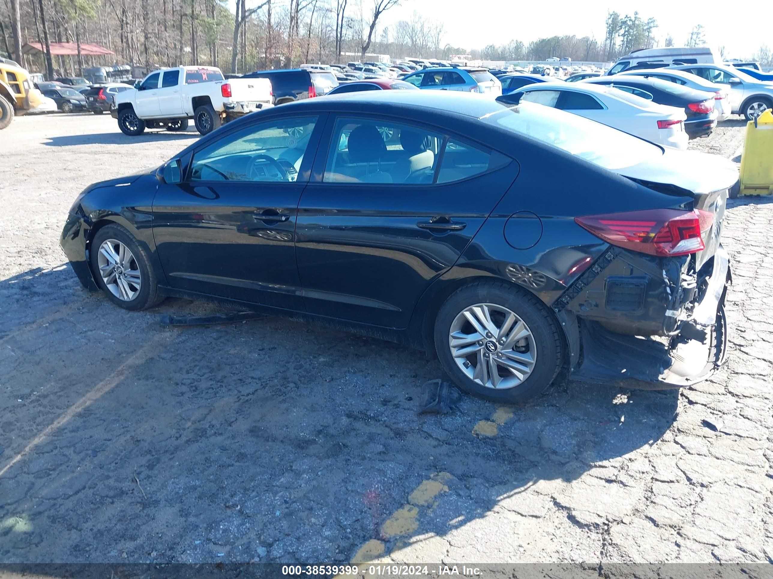 Photo 14 VIN: KMHD84LFXKU731186 - HYUNDAI ELANTRA 