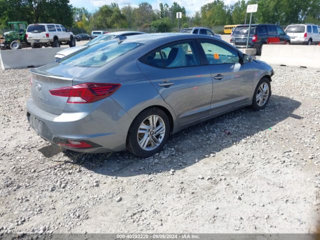 Photo 3 VIN: KMHD84LFXKU745279 - HYUNDAI ELANTRA 