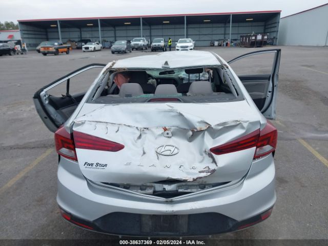 Photo 5 VIN: KMHD84LFXKU755925 - HYUNDAI ELANTRA 