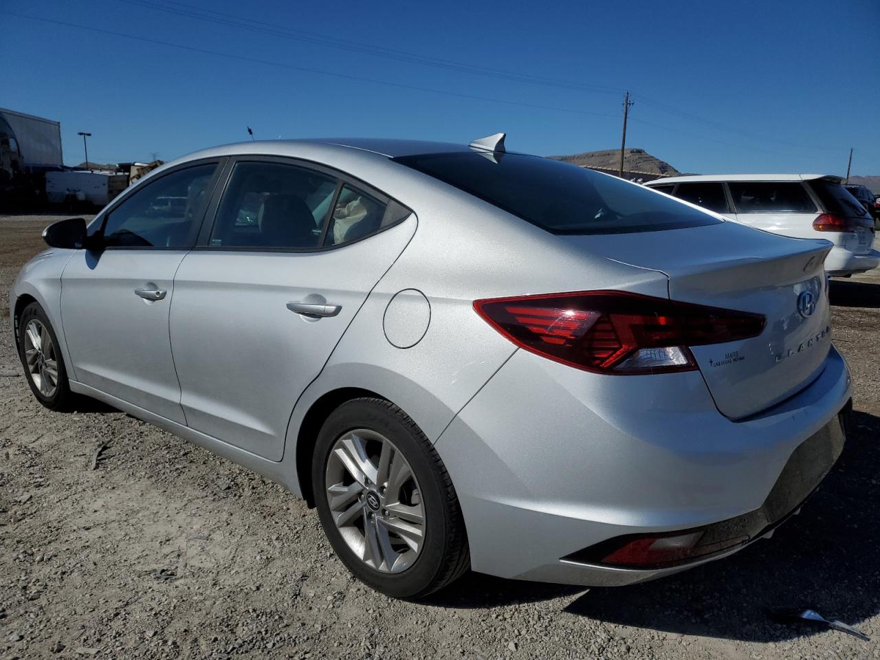 Photo 1 VIN: KMHD84LFXKU756024 - HYUNDAI ELANTRA 