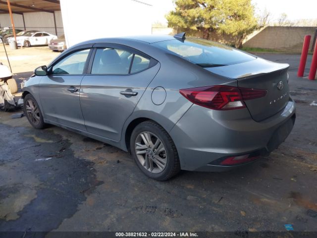 Photo 2 VIN: KMHD84LFXKU812639 - HYUNDAI ELANTRA 