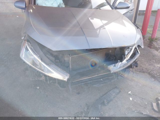 Photo 5 VIN: KMHD84LFXKU812639 - HYUNDAI ELANTRA 