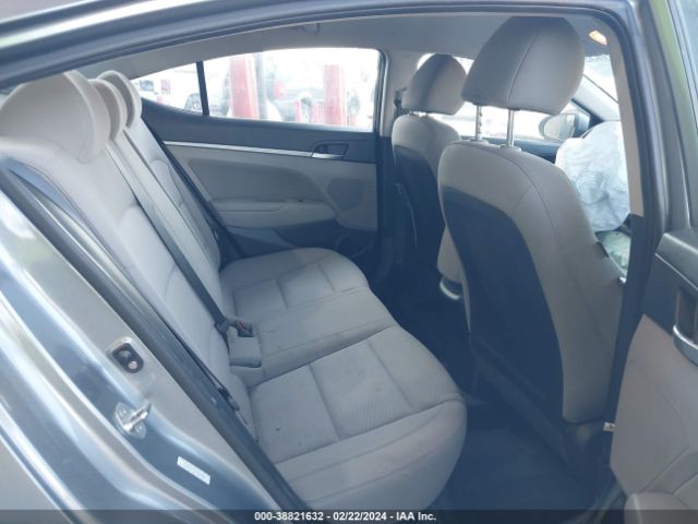 Photo 7 VIN: KMHD84LFXKU812639 - HYUNDAI ELANTRA 