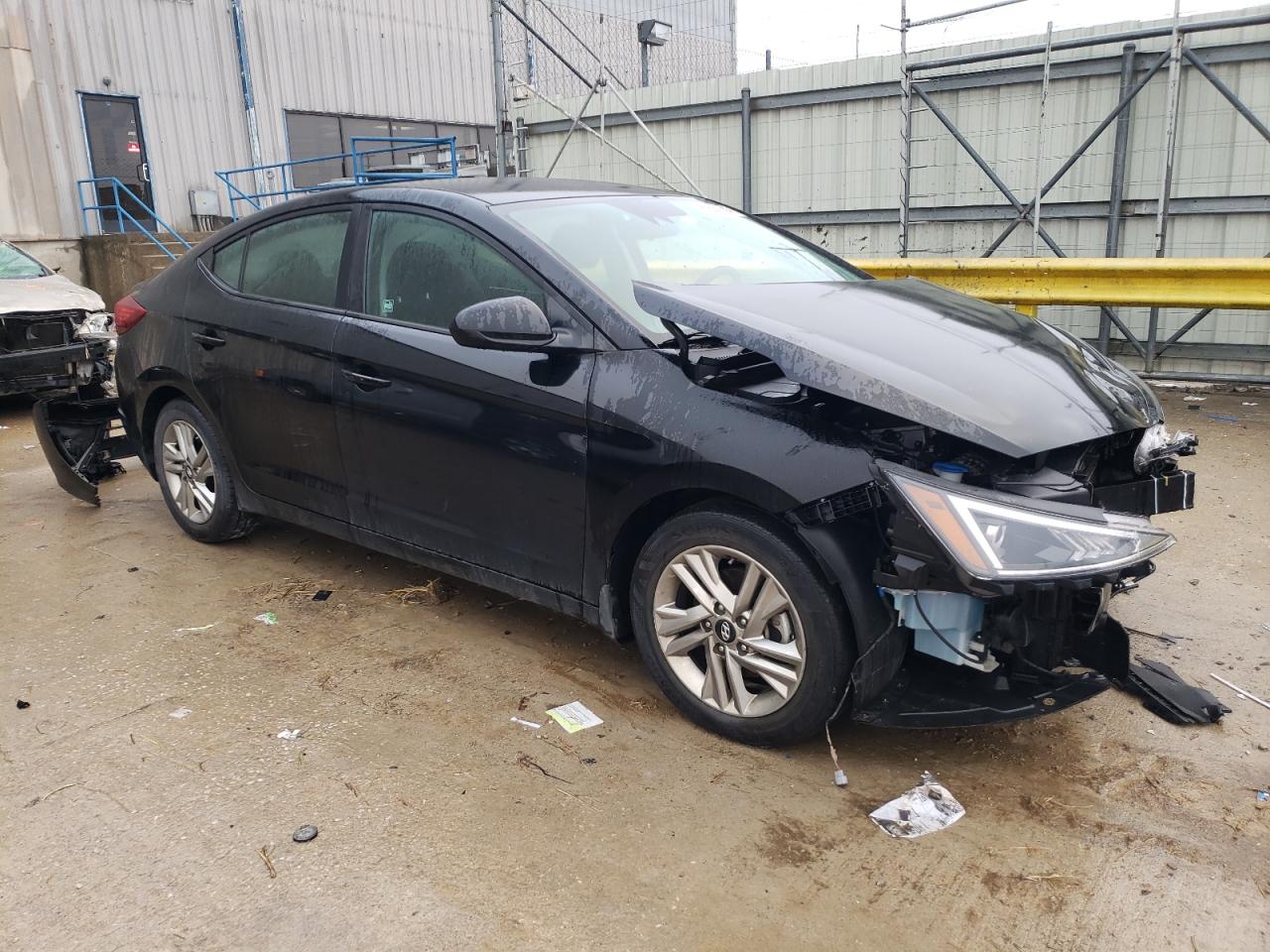 Photo 3 VIN: KMHD84LFXKU874719 - HYUNDAI ELANTRA 