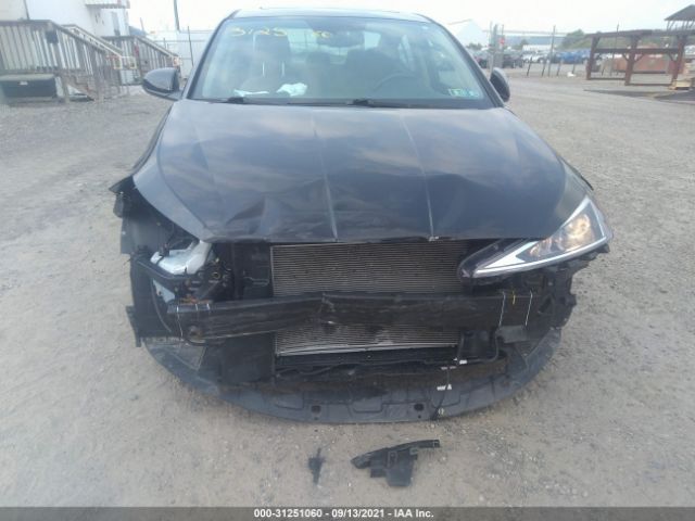 Photo 5 VIN: KMHD84LFXKU885672 - HYUNDAI ELANTRA 