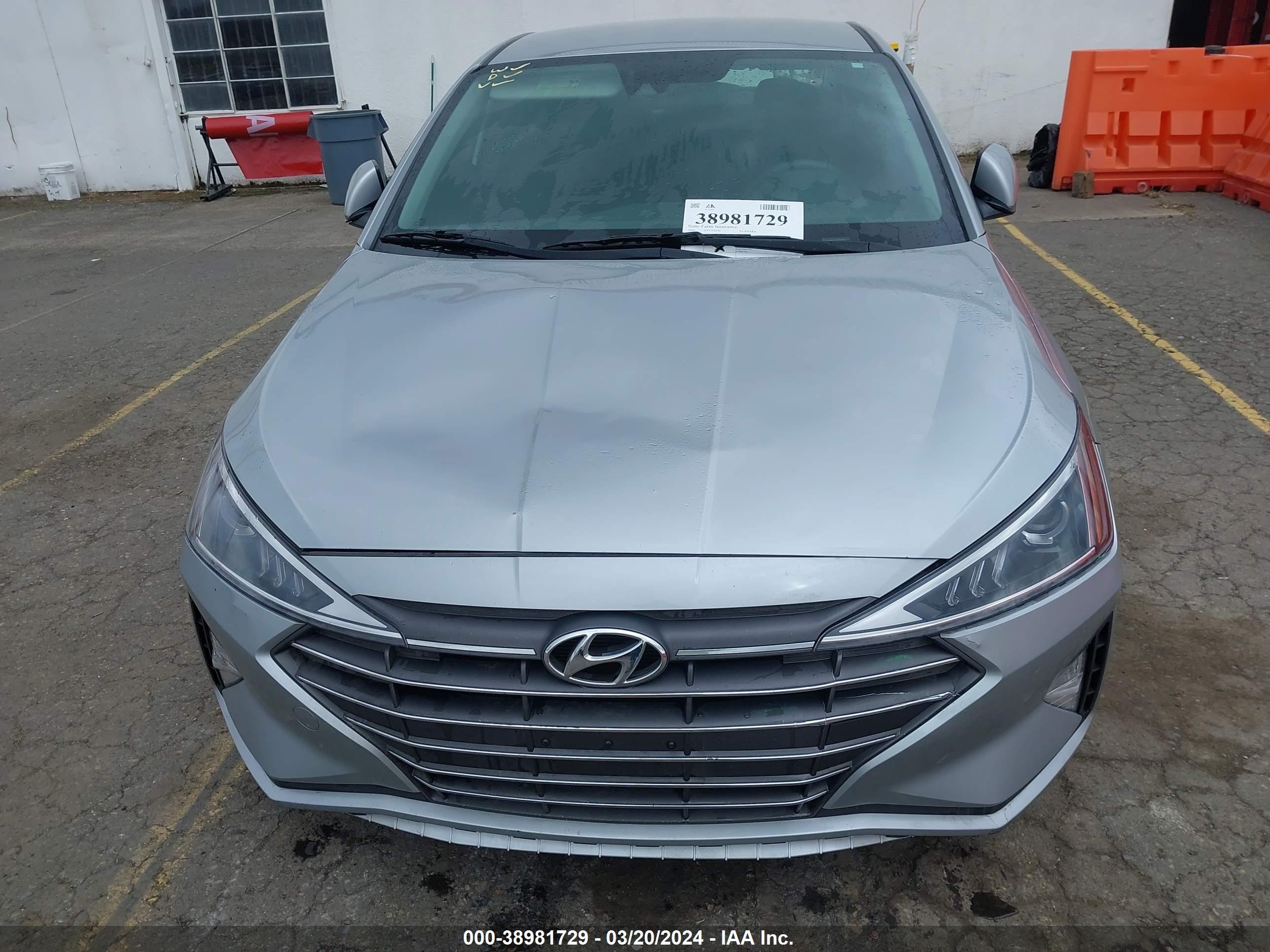 Photo 11 VIN: KMHD84LFXLU928036 - HYUNDAI ELANTRA 