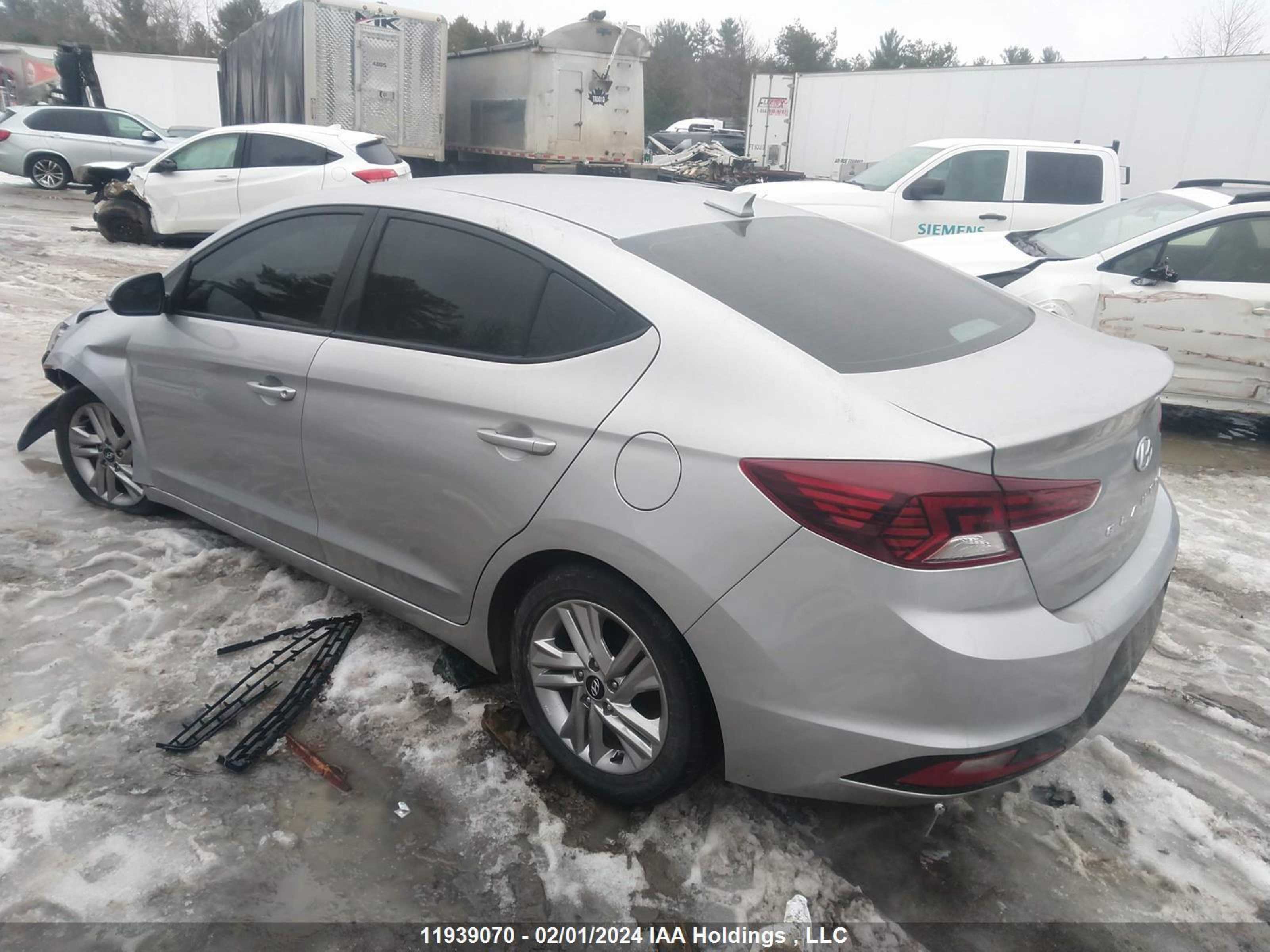 Photo 2 VIN: KMHD84LFXLU979018 - HYUNDAI ELANTRA 